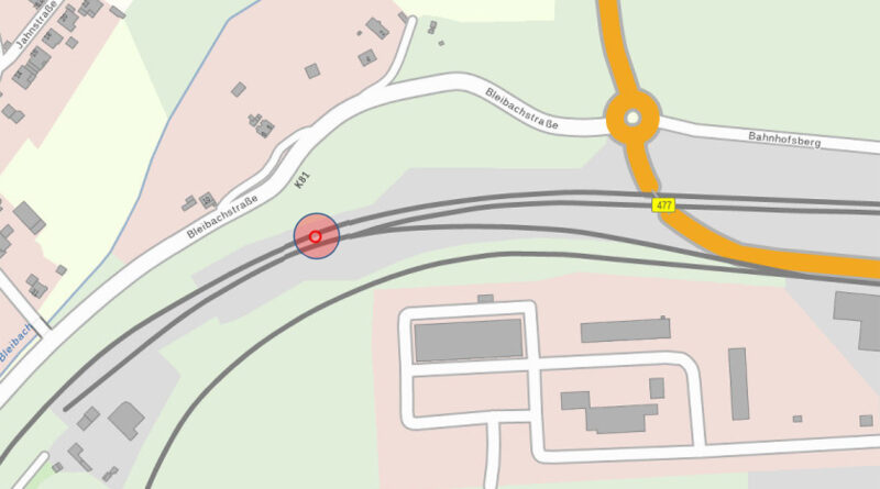 Rot markiert ist der Bereich, in dem in der Nacht auf den 12. Oktober an der Weiche 513 gearbeitet wird. Laut Bahn macht der Schienenfehler eine sofortige Auswechslung unumgänglich. Grafik: Deutsche Bahn AG/pp/Agentur ProfiPress