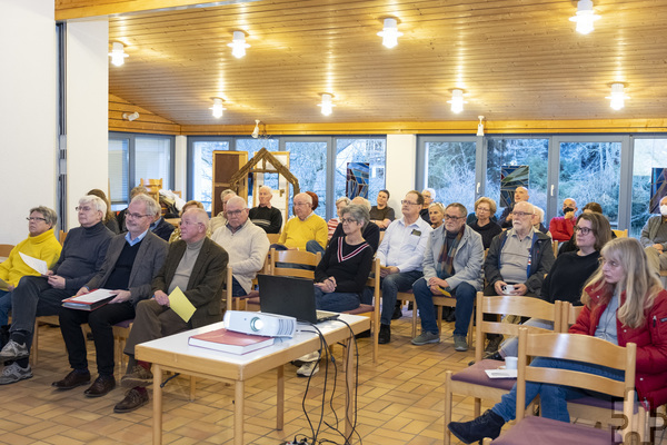 Zur Jahreshauptversammlung im evangelischen Gemeindezentrum in Kall waren knapp 50 Mitglieder gekommen. Foto: Ronald Larmann/pp/Agentur ProfiPress