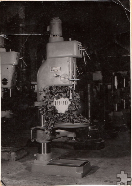 1930 baute die Firma ihre 1000ste Radialbohrmaschine. Archivbild: Wilhelm Mausbach/Verein zur Förderung und Erhaltung der Werkzeugmaschinenbautradition in der Eifel/pp/Agentur ProfiPress