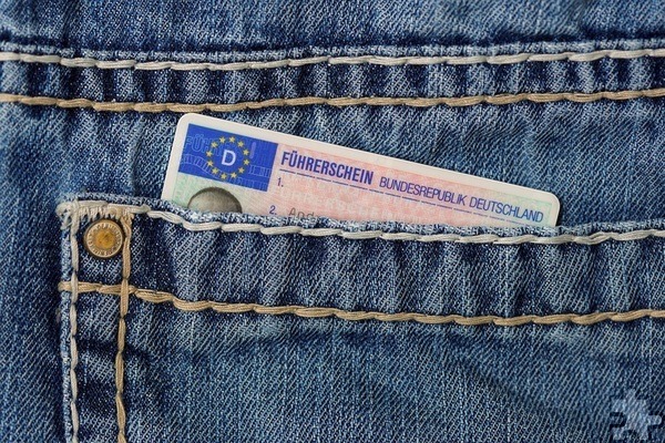 Der Führerschein in Scheckkarten-Format muss her. Das schreibt eine EU-Richtlinie vor. Der Kreis Euskirchen ruft daher zur nächsten Umtauschphase auf. Foto: pixabay andibreit/pp/Agentur ProfiPress