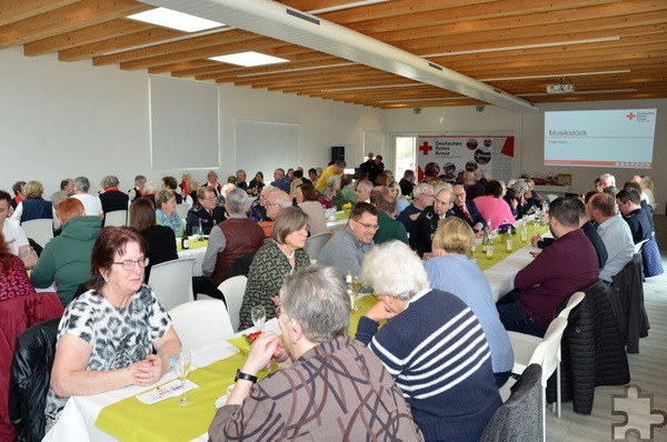 Über 120 Anwesende verfolgten den Empfang, bevor man schließlich gemeinsam aß. Foto: Henri Grüger/pp/Agentur ProfiPress
