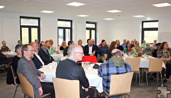 Rund 80 Gästen feierten die Neueröffnung des Hauses der Begegnung. Foto: Alice Gempfer/Gemeinde Kall/pp/Agentur ProfiPress