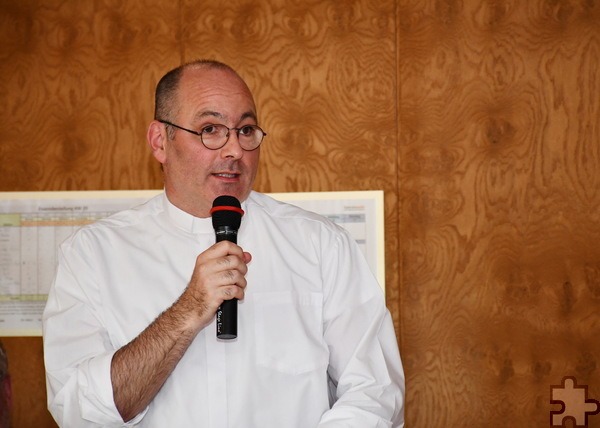 Rudolf Ammann sei „kein passiver Beobachter der Zeit, sondern ihr aktiver Mitgestalter“, urteilte Frank Riedel, der stellvertretende Provinzial der Schönstätter. Sein Mitbruder, der auch Communio-Spiritual ist, habe „ganz viele Menschen im Verborgenen beeinflusst“. Foto: Sabine Roggendorf/pp/Agentur ProfiPress