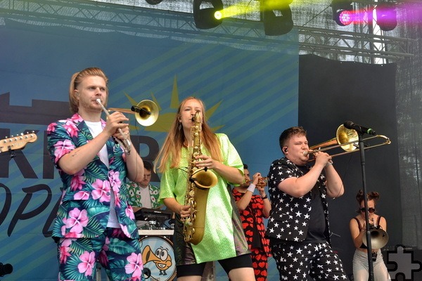 Mit dabei: die Bonner Brass-Band „Druckluft“. Foto: Cedric Arndt/pp/Agentur ProfiPress