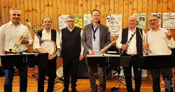 Gastieren am 30. August zum „Kaller Herbst-Jazz-“ im „Saal Gier“ in Kall: die Jazz-Band „Copper Town Dixie Cooperation“, die in diesem Jahr ihren 40. Geburtstag feiert. Foto: Reiner Züll/pp/Agentur ProfiPress