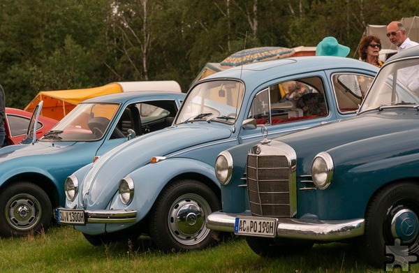 Erwartet werden mehr als zweihundert Oldtimer, die 1974 im Straßenbild zu sehen waren. Foto: LVR-Freilichtmuseum Kommern/pp/Agentur ProfiPress