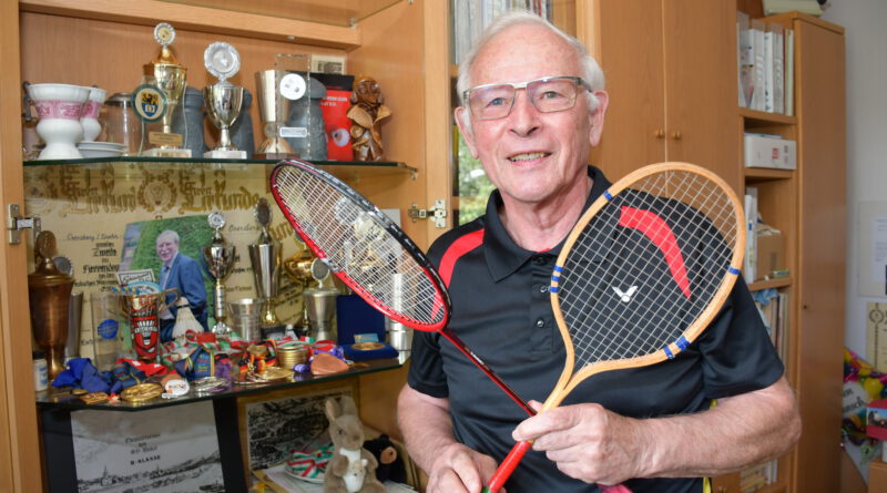 Der Beste und der Schnellste, auch mit 81 Jahren noch topfit: Badminton-Legende Dr. Michael Oversberg aus Mechernich-Lorbach hat seine internationale Sportkarriere beendet. Foto: Manfred Lang/pp/Agentur ProfiPress