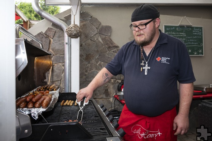 Für das leibliche Wohl wurde auch bestens gesorgt: Es gab leckere Grillereien und ein Buffet mit zahlreichen Köstlichkeiten. Foto: Ronald Larmann/pp/Agentur ProfiPress