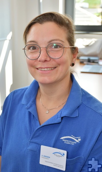 Stefanie Drießen, Sozialpädagogin in der Mechernicher Tagesklinik: „Betroffene zeigen, was persönliche und ganz individuelle Strategien sein können, mit der eigenen Erkrankung umzugehen.“ Foto: Manfred Lang/pp/Agentur ProfiPress