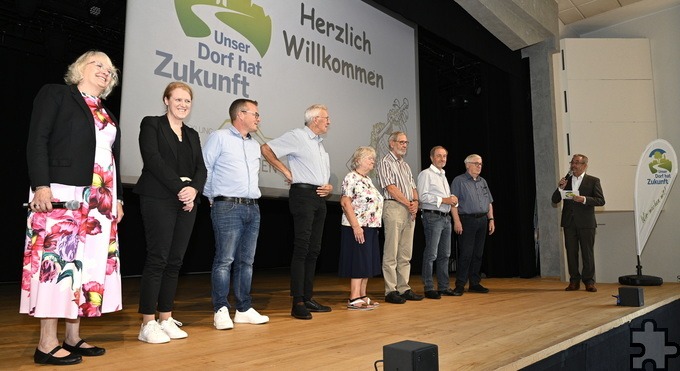 Die Bewertungskommission unter Leitung von Heike Schmitz besuchte und bewertete jeden Ort. Foto: Henri Grüger/pp/Agentur ProfiPress