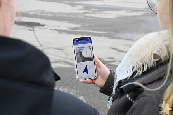 Eine App leitet per GPS durch die Schnitzeljagd. Foto: Henri Grüger/pp/Agentur ProfiPress