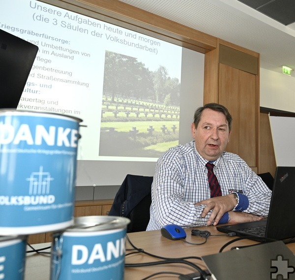 Teipel hat selbst sieben Angehörige in den beiden Weltkriegen verloren. Besonders wichtig ist für den Verein die anstehende Spendensammlung von 15. Oktober bis 30. November. Foto: Henri Grüger/pp/Agentur ProfiPress