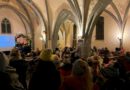 Das Konzert in der Alten Kirche war in den vergangenen Jahren gut besucht. Die Stimmung in der dunklen Jahreszeit ist einfach besonders. Das nächste Mitsingkonzert findet am Samstag, 7. Dezember, statt. Foto: Kinderschutzbund/pp/ Agentur ProfiPress