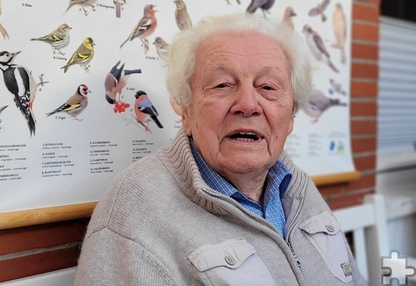 Nicht nur die Fotos im Kalender sind sehr ansprechend, auch die Begleittexte. Alfred Bruske beteiligt sich als Mitglied im Dichterkreis Jagdlyrik schon seit vielen Jahren an Beiträgen in Jahrbüchern. Foto: Sabine Roggendorf/pp/Agentur ProfiPress