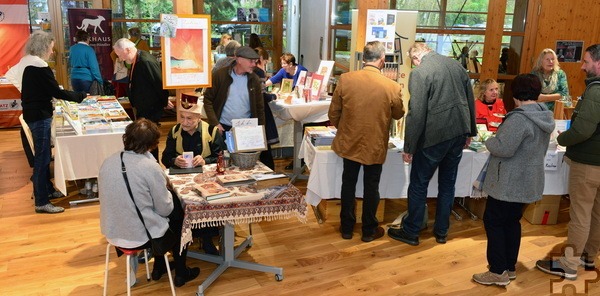 Parallel zur Preisverleihung bot die zehnte „Eifeler Buchmesse“ ein buntes Programm für Literaturbegeisterte aller Altersgruppen. Foto: Joachim Starke/pp/Agentur ProfiPress