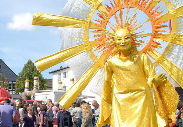 Sonne wäre natürlich eine wunderbare Begleiterscheinung für das Brunnfest, das am 9. und 10. August stattfinden wird. Mechernich feiert in diesem Jahr 50 Jahre Stadtwerdung. Archivfoto: pp/Agentur ProfiPress