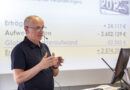 „Wir konnten den Haushalt gegenüber dem Entwurf um 2,57 Millionen Euro verbessern“, berichtete Kämmerer Ralf Claßen zu Beginn der Debatte über die Änderungen, die sich seit der Einbringung ergeben hatten. Foto: Ronald Larmann/pp/Agentur ProfiPress