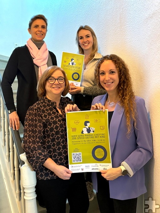 Unter dem Motto „Wer wird Mamas neuer Chef?“ findet am 15. Mai wieder ein „Job-Speed-Dating“ im „Hugodrom“ in der Firmenicher „Freizeitfabrik Zikkurat“ statt. Organisiert haben dies Christina Johanny, Sandra Schmitz, Hannah Offermanns und Laura Meyer. Foto: Privat/pp/Agentur ProfiPress