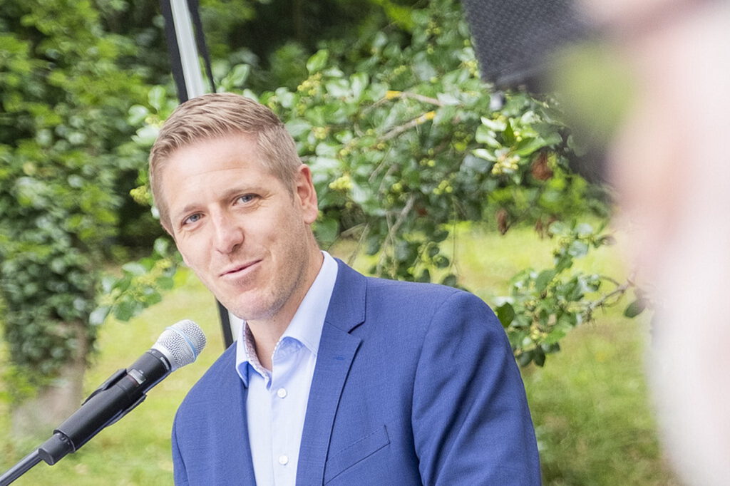 Landrat Markus Ramers, der einst selbst ein mehrmonatiges Praktikum bei Haus Sonne absolvierte, sprach von „nachhaltigen Eindrücken“ und „tiefem Respekt vor der sozialen Arbeit“. Foto: Ronald Larmann/pp/Agentur ProfiPress