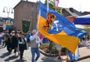 Im Rahmen des Mechernicher Stadt- Brunnenfestes anlässlich der 50- jährigen Stadtwerdung zogen rund 600 Mechernicher aus 40 Vereinen vom Grundschulparkplatz durch die Innenstadt bis zur Bühne vorm Rathaus. Foto: Jakob Seibel/pp/Agentur ProfiPress