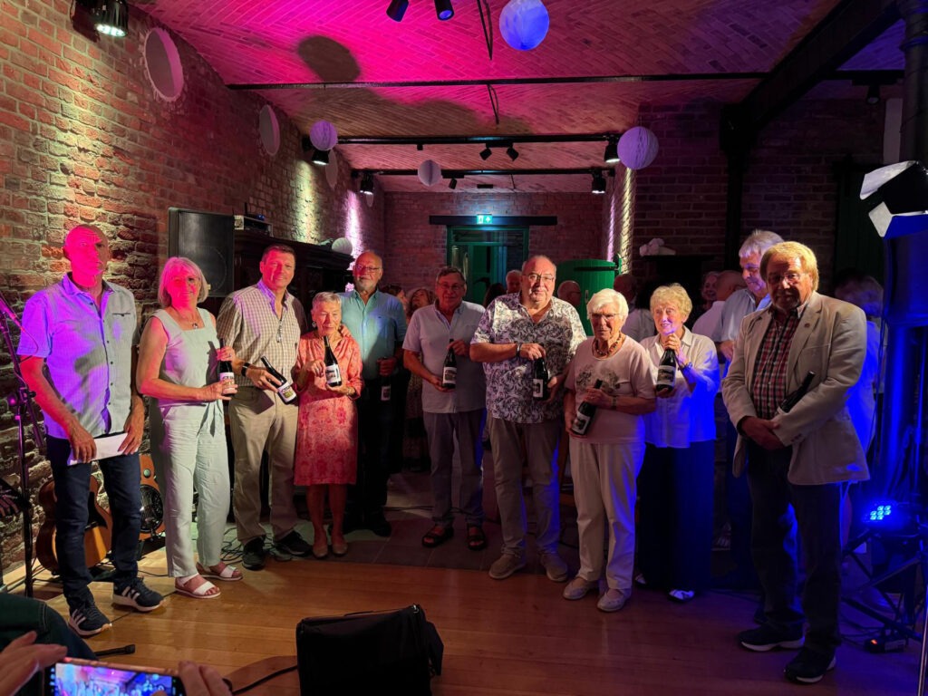 Zehn Gründungsmitglieder wurden geehrt. Das waren: Manfred Bädorf, Rudolf Balg, Wilfrid Hamacher, Elke Kirchberg, Egbert Kramp, Horst Litzbarski, Johann Mießeler, Andreas Sack, Karoline Schommer und Heinz Schwindt. Foto: privat/pp/Agentur ProfiPress