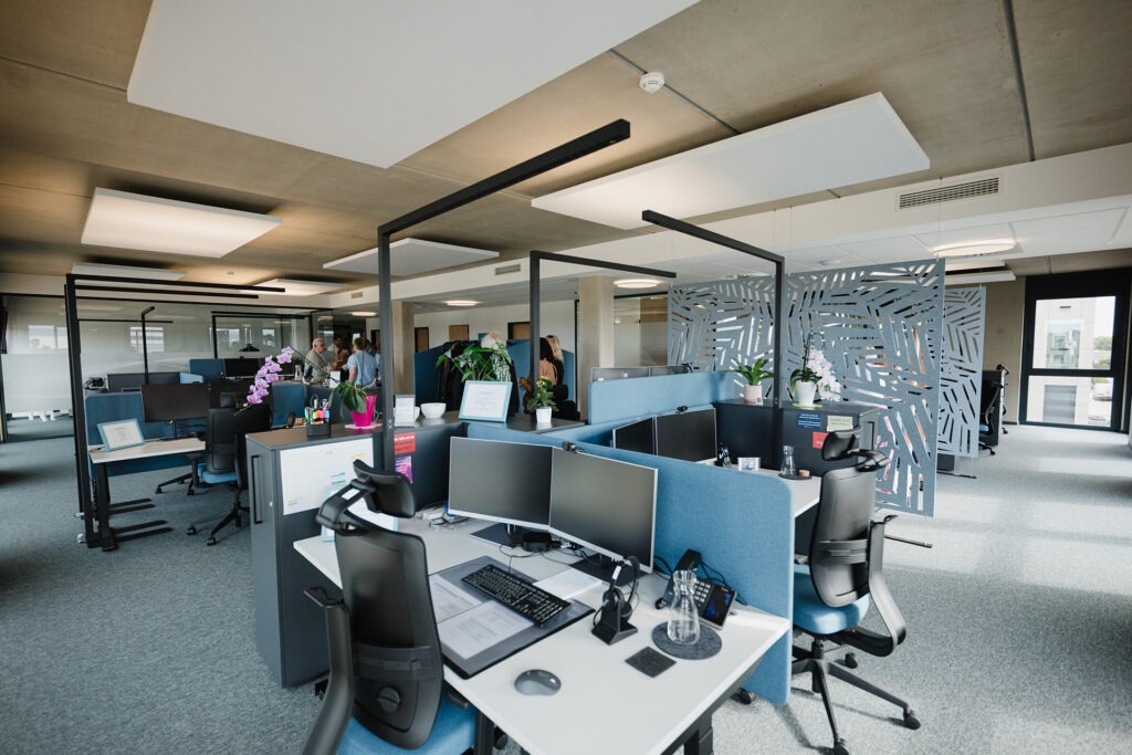 Mit modernem Multi-Space-Konzept und viel Platz für Wachstum markieren die neuen Büros im Office Park 2 an der Thomas-Eßer-Straße einen Aufbruch in die Zukunft. Foto: Nathan Dreessen/dhpg//pp/Agentur ProfiPress