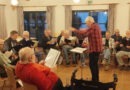 Aus Anlass der „Woche der offenen Chöre“ vom 22. bis zum 28. September waren nicht nur aktive Sänger zur Chorprobe eingeladen, sondern auch Neugierige, die einmal am Notenpult stehen und Probenatmosphäre schnuppern wollten. Foto: Michael Sander/pp/Agentur ProfiPress