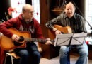 Das Gitarrenduo „With Four hands“ mit Guido Jackson-Wilms und Dr. Norbert Feinendegen wird die Erntedankmesse der Communio in Christo am Sonntag, 5. Oktober, um 10 Uhr musikalisch gestalten. Foto: Sr. Lidwina/pp/Agentur ProfiPress