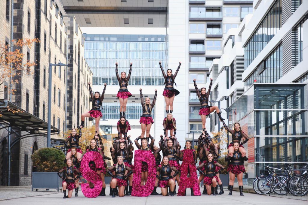 Wer die StreetDancer sieht, merkt: Hier tanzt nicht nur ein Team –sondern ein Lebensgefühl. Made in Antweiler. Mitten aus der Eifel. Foto: StreetDancer Antweiler