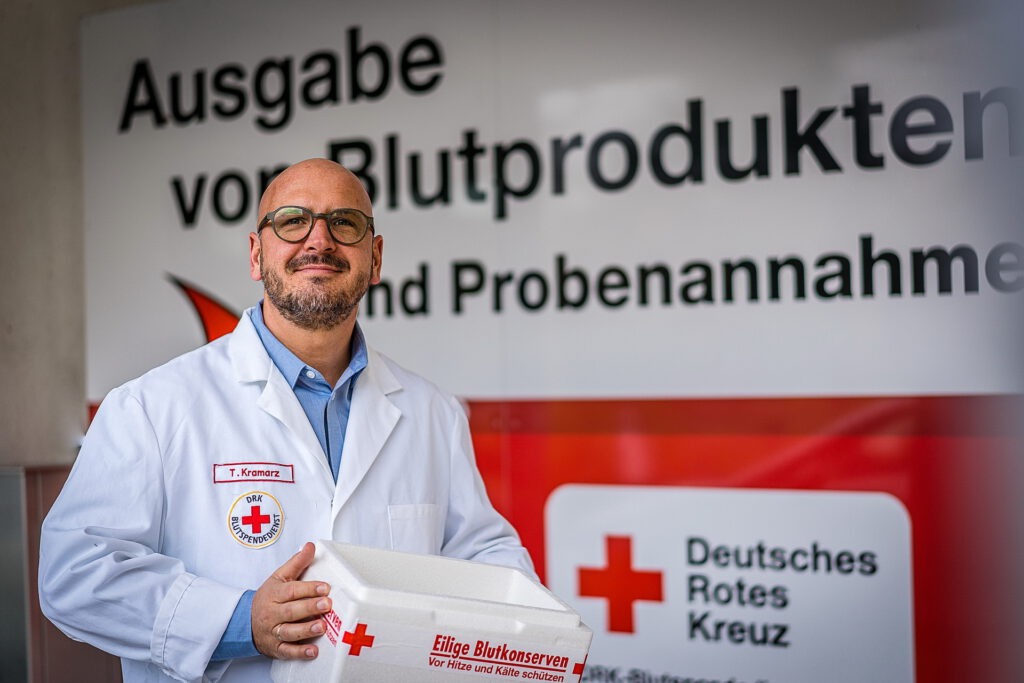 Der Rotkreuz-Kreisverband Euskirchen und der DRK-Blutspendedienst West rufen zum Blutspende-Termin am 7. Oktober in Zülpich auf. Symbolbild: DRK/pp/Agentur ProfiPress