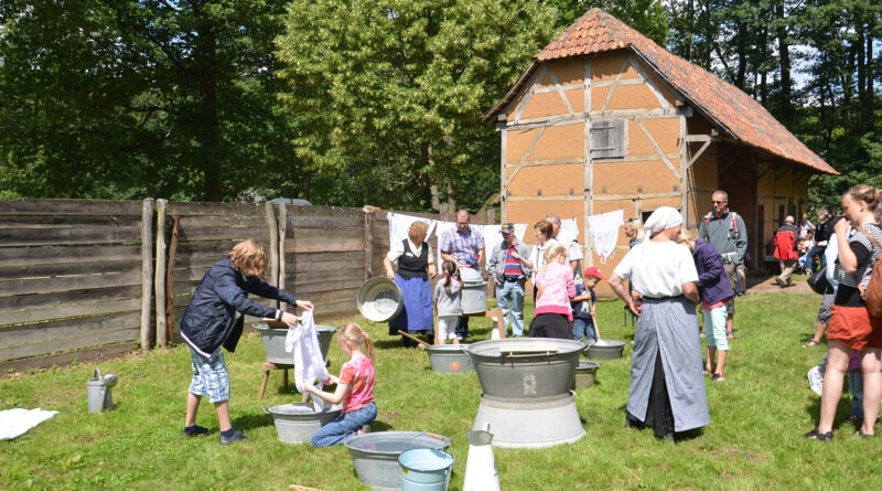 Viel zu entdecken für Kinder und Jugendliche gibt es im LVR-Freilichtmuseum Kommern. Foto: Hans-Theo Gerhards/LVR-Freilichtmuseum Kommern/pp/Agentur ProfiPress