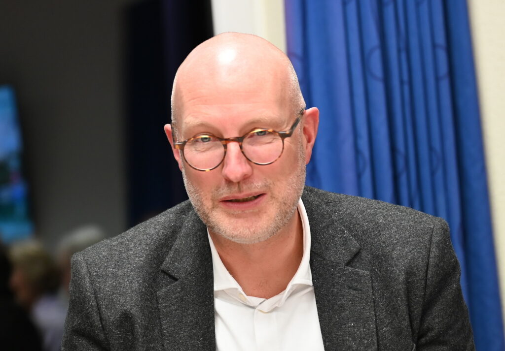 Matthias Scharlau, Betreiber des Krematoriums in Mechernich, wurde neu zum Beisitzer gewählt. Scharlau betonte, dass er von Haus aus Kolpingbruder sei, sein Engagement Ausdruck gelebten Christentums sei und sein Unternehmen mehrere Institutionen am Bleiberg unterstütze, die tatkräftig in der Gesellschaft mit anpacken. Foto: Manfred Lang/pp/Agentur ProfiPress