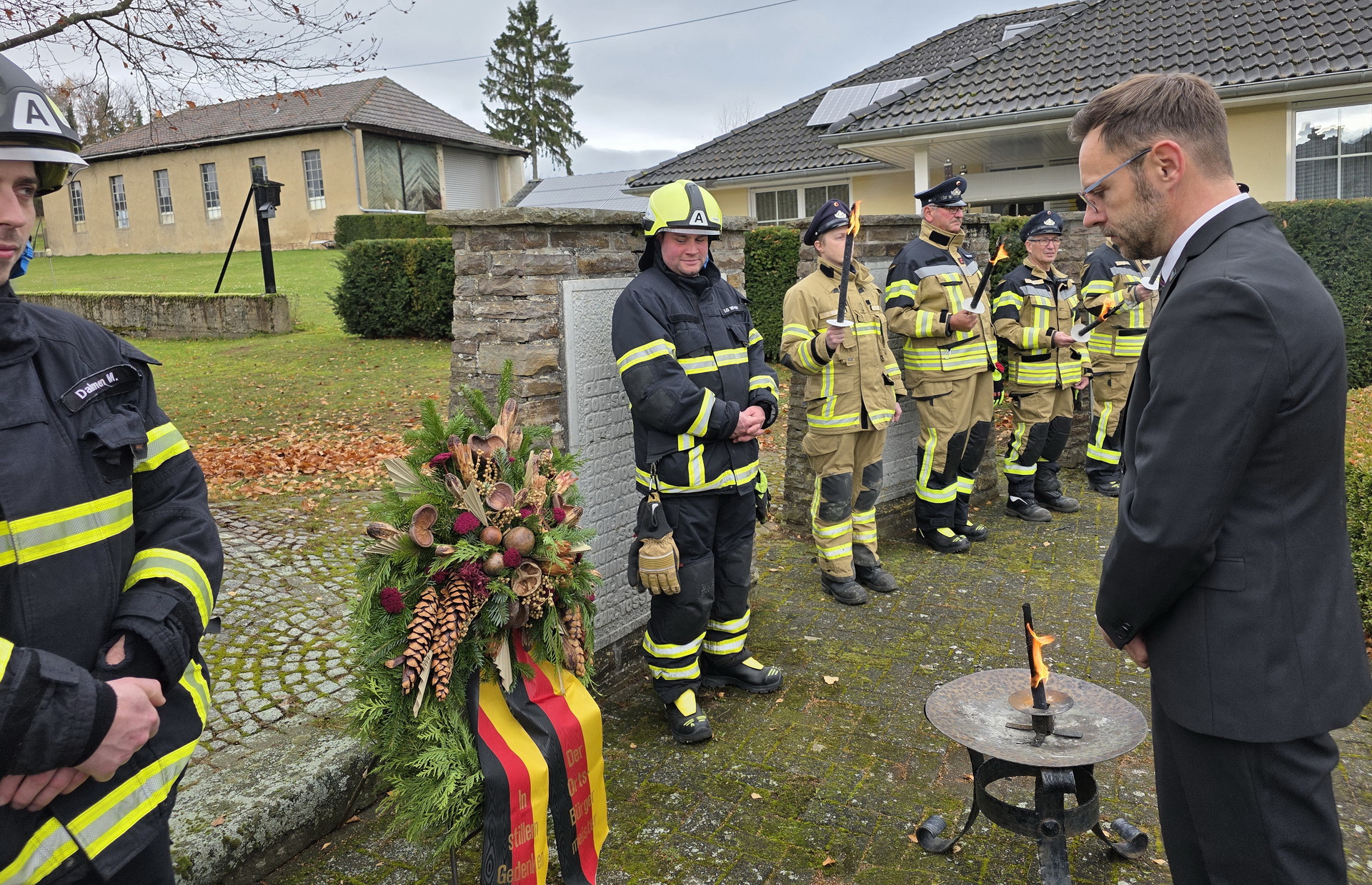 Still, würdevoll und wachsam
