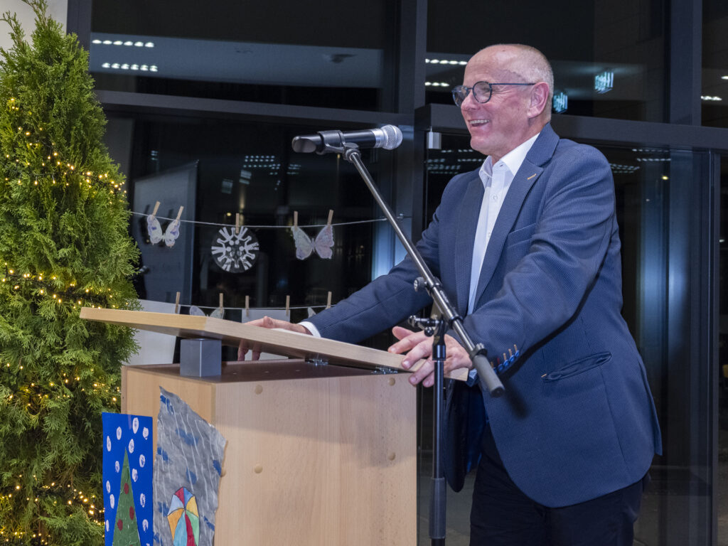 Als Mechernicher Kämmerer und Dezernent hatte er das Projekt eng begleitet, jetzt kehrte Ralf Claßen als stellvertretender Landrat zurück und nannte das Gebäude ein „Haus der Zukunft“. Foto: Ronald Larmann/pp/Agentur ProfiPress