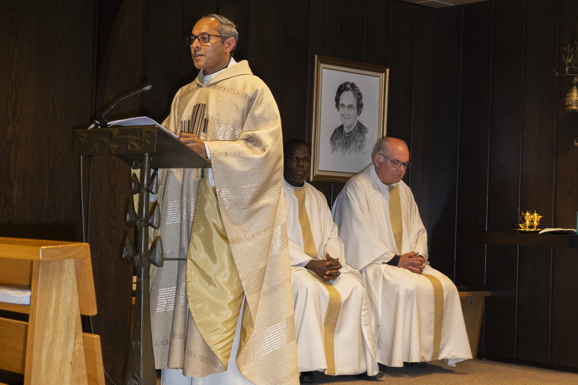 „Demut ist die innerste Stärke des Christen und das Kennzeichen der Communio in Christo“, sagte Generalsuperior Jaison Thazhathil in seiner Predigt zum 41. Gründungsgedenktag. Foto: Ronald Larmann/pp/Agentur ProfiPress