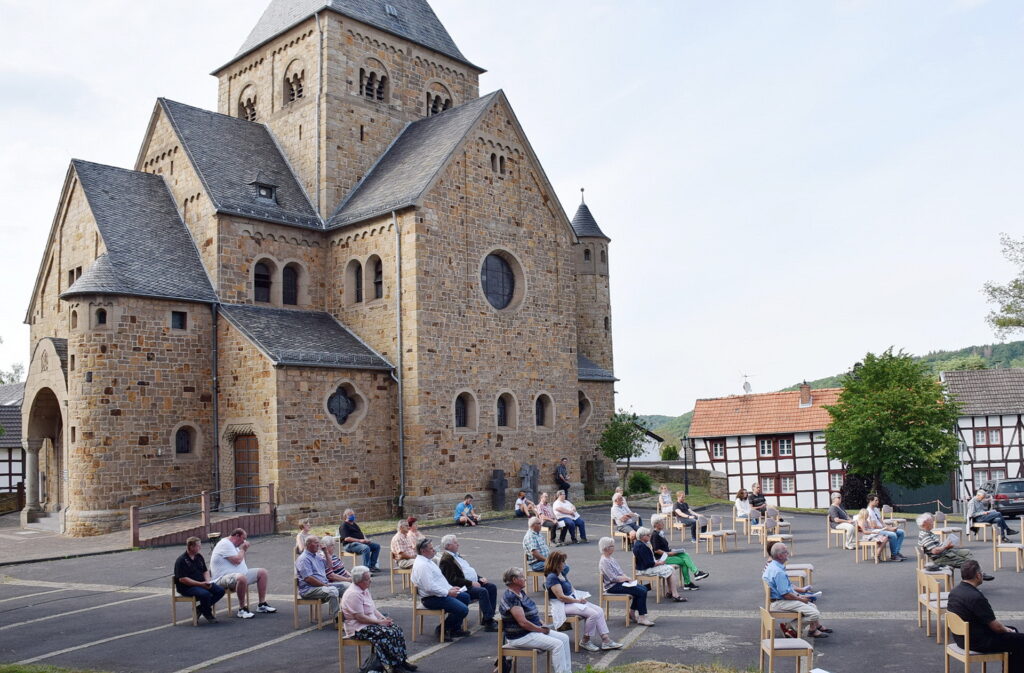 Nöthen, Gilsdorf und Kolvenbach sind die am weitesten im Osten gelegenen Dörfer des Pastoralen Raumes Mechernich. Sie gehören zur Zivilgemeinde Bad Münstereifel, die ansonsten zur Erzdiözese Köln gehört und an Rheinland-Pfalz und das Bistum Trier stößt. Archivfoto: Kirsten Röder/pp/Agentur ProfiPress