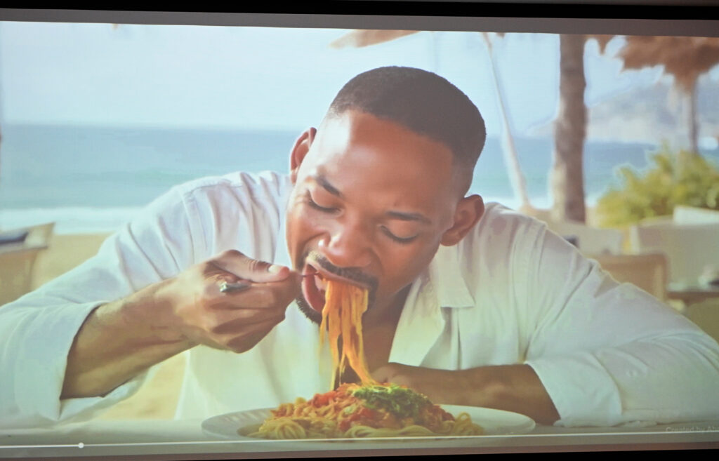 Wer denkt, dass Will Smith hier wirklich Spaghetti isst, liegt falsch. Das ist KI. Foto: Henri Grüger/pp/Agentur ProfiPress