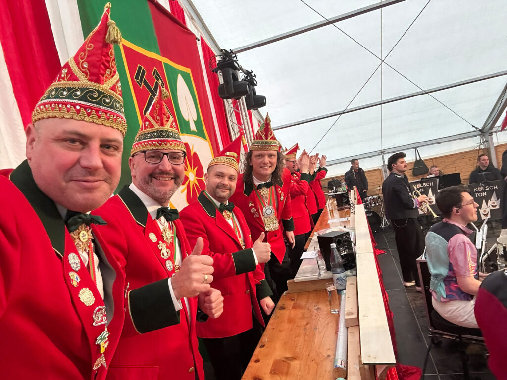 Großartige Stimmung auch beim Greesberger Elferrat. Foto: Thomas Metzen/pp/Agentur ProfiPress