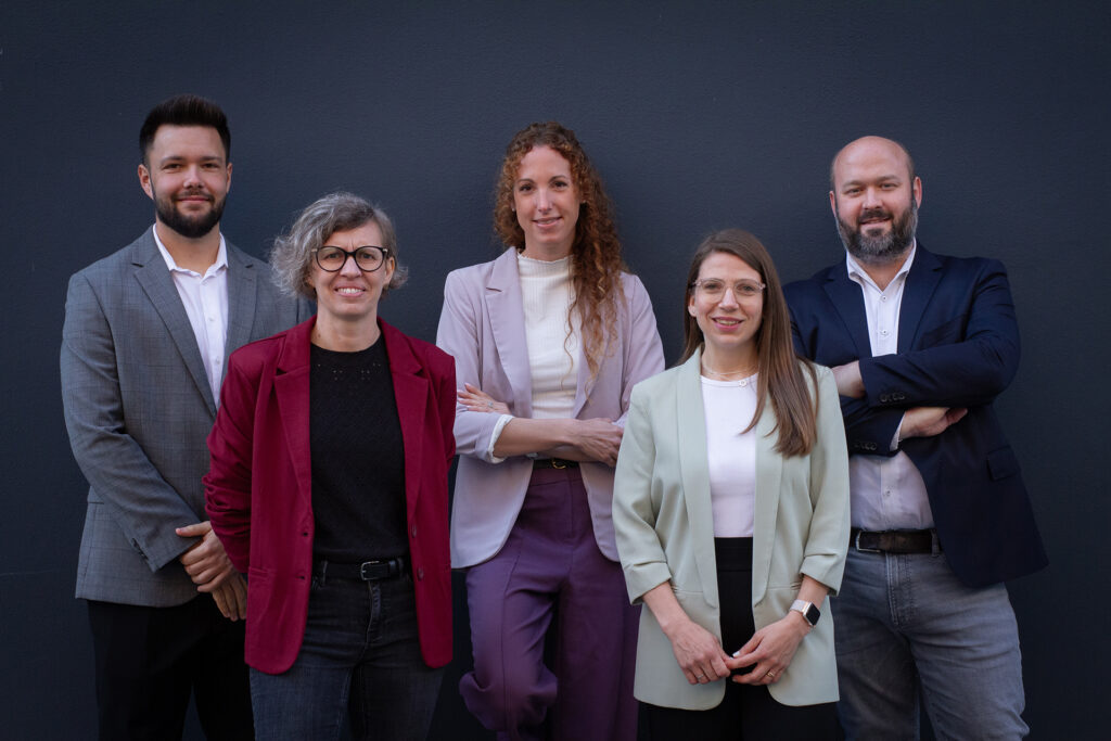 Das Beratungsteam freut sich auf viele interessierte Unternehmen und Gründer bei seinen anstehenden Beratungsterminen. Foto: Kreis Euskirchen/ AV22 medien GmbH/pp/Agentur ProfiPress