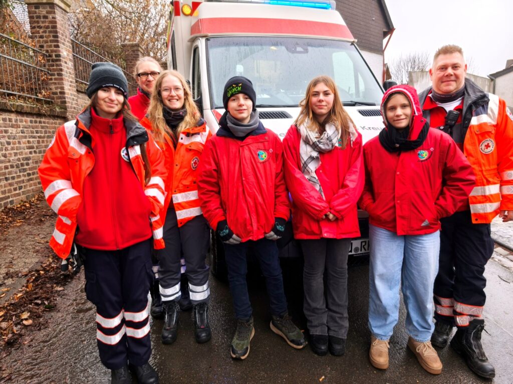 Bereit im Notfall zu helfen: Die jungen Helferinnen und Helfer des Deutschen Roten Kreuzes. Foto: Kerstin Rottland/pp/Agentur ProfiPress 