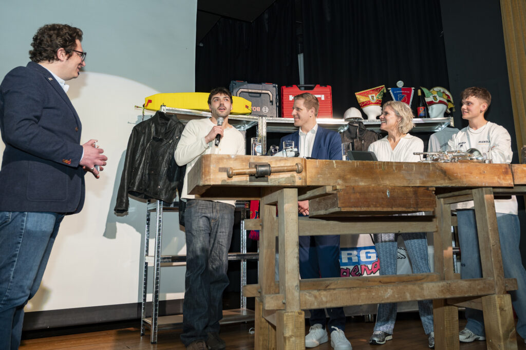 Leon Dobbelgarten berichtete von der rasanten Entwicklung des Modelabels No/Faith Studios, das er gemeinsam mit seinem Bruder und Designer Luis betreibt. Foto: Henri Grüger/pp/Agentur ProfiPress