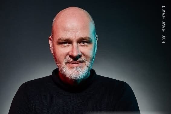 Kai Meyer liest am Donnerstag, 26. März, im Kriminalhaus Hillesheim aus seinem neuesten Werk „Das Antiquariat am alten Friedhof“. Foto: Verlag: Knaur/pp/Agentur ProfiPress