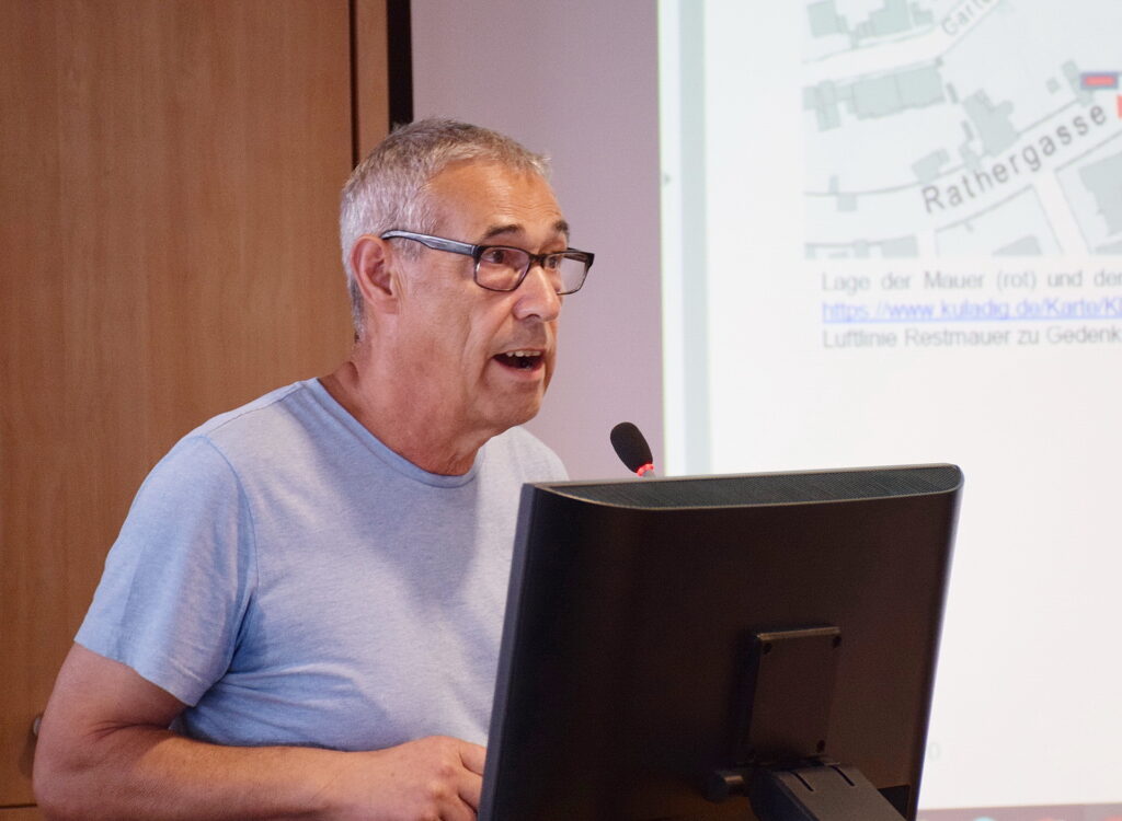 Historiker Peter-Lorenz Könen zieht ein nüchternes Fazit: Ohne die Gebrüder Kreuser wäre Mechernich kaum über den Status eines unbedeutenden Dorfes hinausgewachsen. Doch die heutige Stadt tue sich noch immer schwer, ihre Urväter angemessen zu verorten – jenseits von Heldenverehrung oder pauschaler Verurteilung. Die Geschichte der Kreuser-Brüder sei mit den Teilen drei und vier in einer Serie seiner „Bergbaukundlichen Informationsblätter“ nicht abgeschlossen, sondern Teil einer bis heute offenen Debatte um Erinnerung, Verantwortung und historische Einordnung. Foto: Kirsten Röder/pp/Agentur ProfiPress