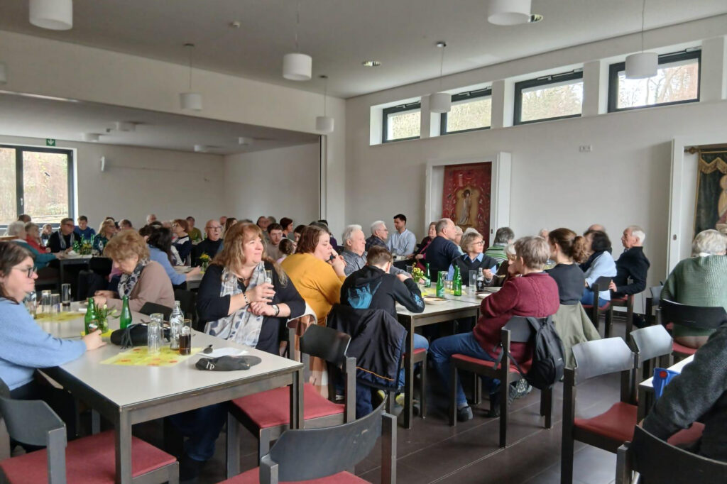 Insgesamt 1.506,50 Euro kamen dank der zahlreichen Spenderinnen und Spender zusammen. Das zeigt, wie viel möglich ist, wenn viele kleine Beiträge zusammenwirken. Foto: Ralf Claßen/pp/Agentur ProfiPress