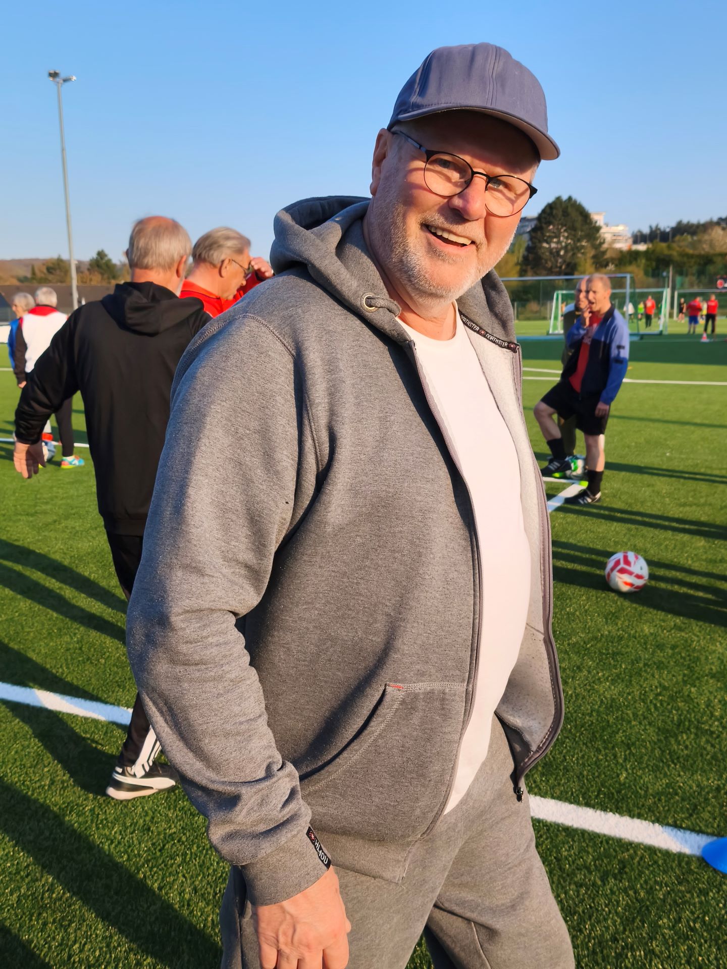 Bei der TUS Mechernich stieß Rolf Habermann mit seiner Idee, eine neue Unterabteilung für beeinträchtigte und/oder ältere Fußballerinnen und Fußballer zu gründen, auf offene Ohren. Foto: Kerstin Rottland/pp/Agentur ProfiPress