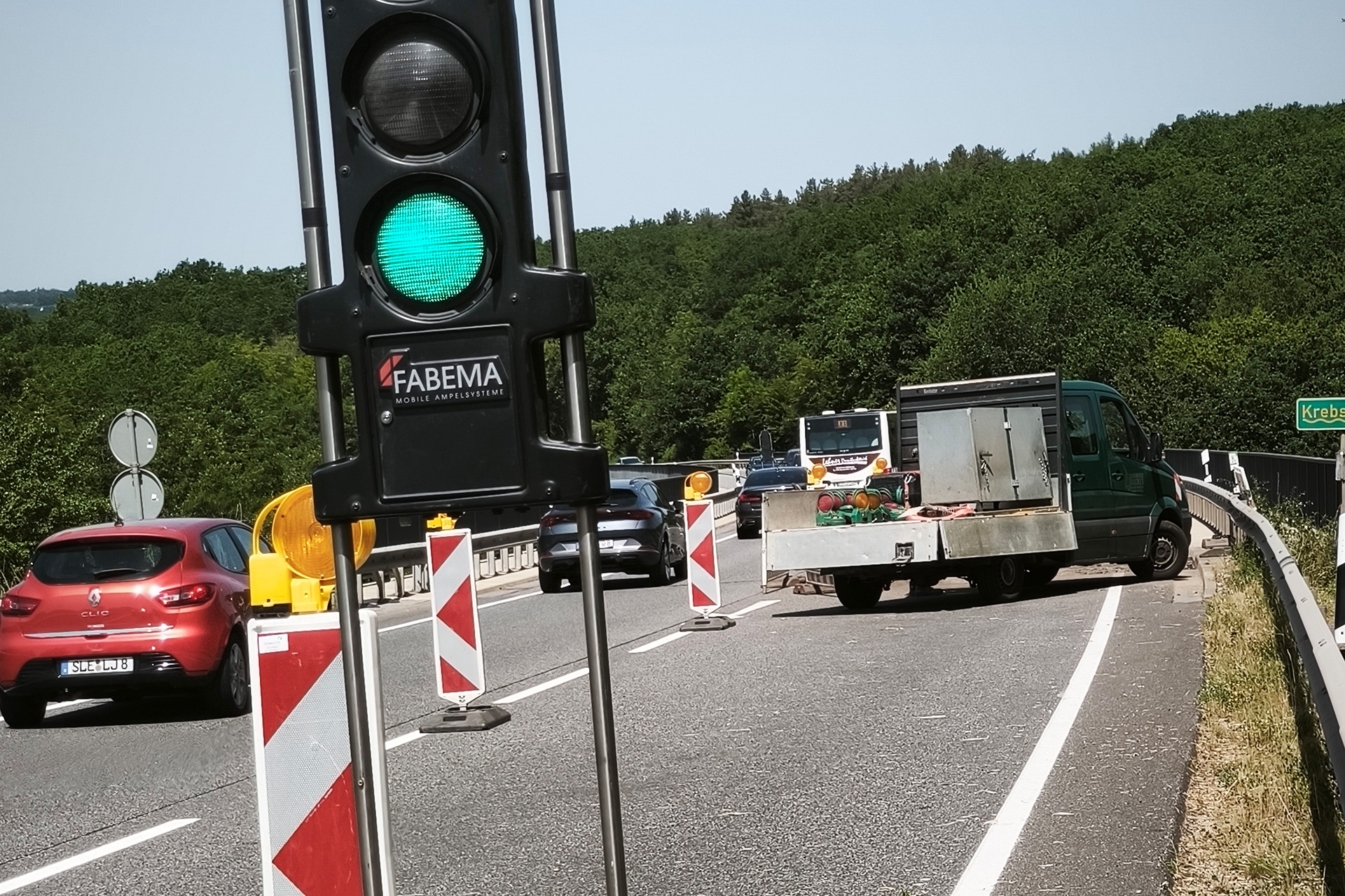 Halbseitige Sperrung B477 Krebsbachtal quer