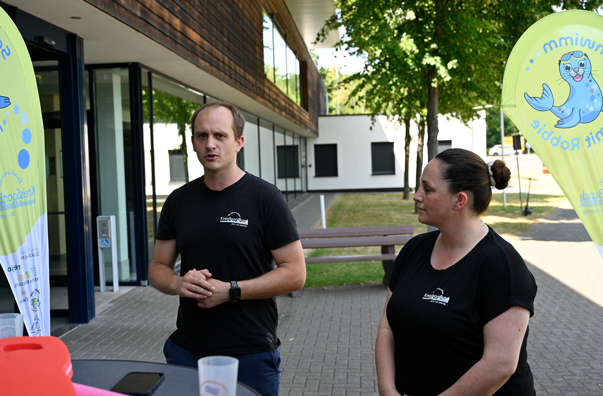 Auch Martin Sommer und Dr. Anja Wecker vom KreisSportBund dankten den Engagierten ausdrücklich. Foto: Henri Grüger/pp/Agentur ProfiPress