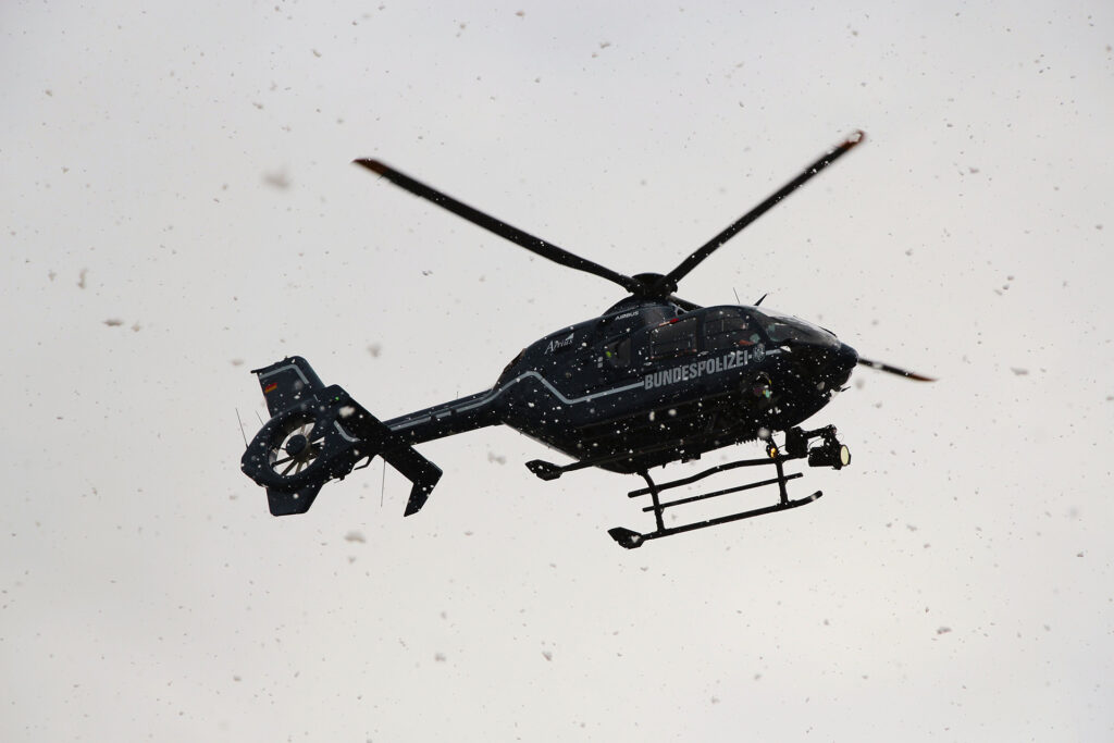 Den Übungshubschrauber hatte die Bundespolizei gestellt. Foto: David Langstein/Feuerwehr Mechernich/pp/Agentur ProfiPress
