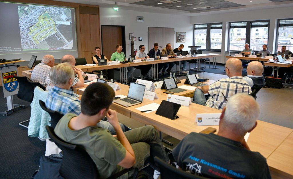 Nach vielen Diskussionen soll der Vorentwurf nun weiter ausgearbeitet werden. Zahlreiche Anregungen aus dem Ausschuss sollen dabei geprüft und berücksichtigt werden. Foto: Henri Grüger/pp/Agentur ProfiPress
