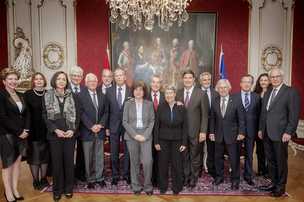 Auch international war die aus Mechernich stammende Wissenschaftlerin gefragt: Prof. Dr. Martina Havenith-Newen beim Jubiläum „10 Jahre Wissenschaftsrat Österreich“. Foto: © HBF/Carina Karlovits